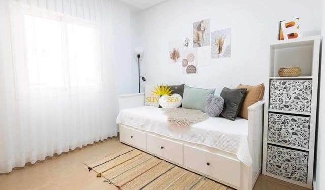 2 soverom Leilighet til leie i Las Piscinas Naturales, Torrevieja med svømmebasseng - € 900 (Ref: 9983251)