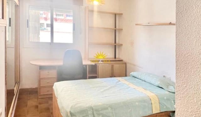2 camera da letto Villa da affittare in Playa Poniente, Benidorm con piscina garage - 1.000 € (Rif: 9983252)