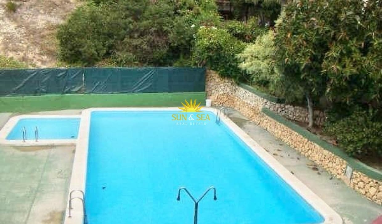 2 camera da letto Villa da affittare in Benidorm con piscina garage - 1.000 € (Rif: 9983252)