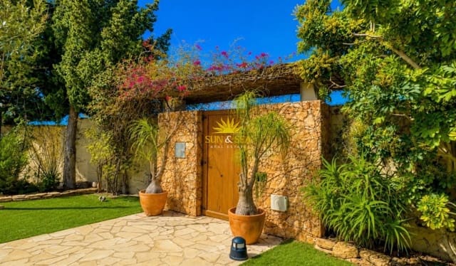 7 soveværelse Villa til salg i Dehesa de Campoamor, Orihuela med swimmingpool garage - € 1.290.000 (Ref: 9983920)