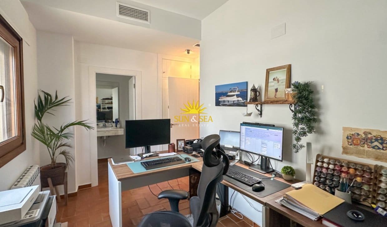 7 soveværelse Villa til salg i Orihuela Costa med swimmingpool garage - € 1.290.000 (Ref: 9983920)