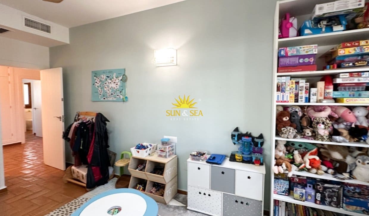 7 soveværelse Villa til salg i Orihuela Costa med swimmingpool garage - € 1.290.000 (Ref: 9983920)
