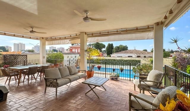7 soveværelse Villa til salg i Dehesa de Campoamor, Orihuela med swimmingpool garage - € 1.290.000 (Ref: 9983920)