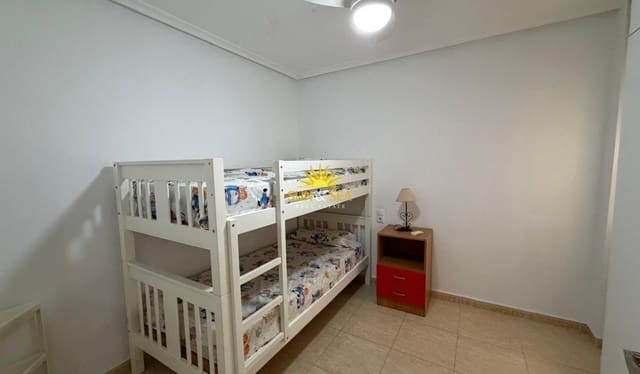 2 sovrum Lägenhet att hyra i Centro - Muelle Pesquero, Torrevieja med garage - 800 € (Ref: 9984066)