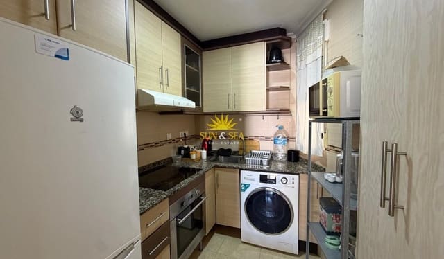 2 sovrum Lägenhet att hyra i Centro - Muelle Pesquero, Torrevieja med garage - 800 € (Ref: 9984066)