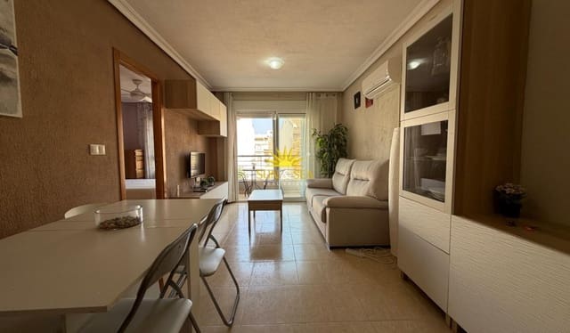 2 sovrum Lägenhet att hyra i Centro - Muelle Pesquero, Torrevieja med garage - 800 € (Ref: 9984066)