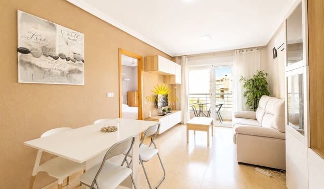 2 soveværelse Lejlighed til leje i Centro - Muelle Pesquero, Torrevieja med garage - € 750 (Ref: 9984066)