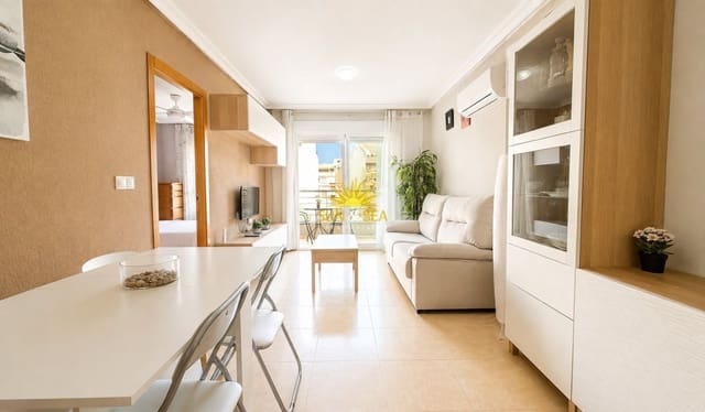 2 soveværelse Lejlighed til leje i Centro - Muelle Pesquero, Torrevieja med garage - € 750 (Ref: 9984066)