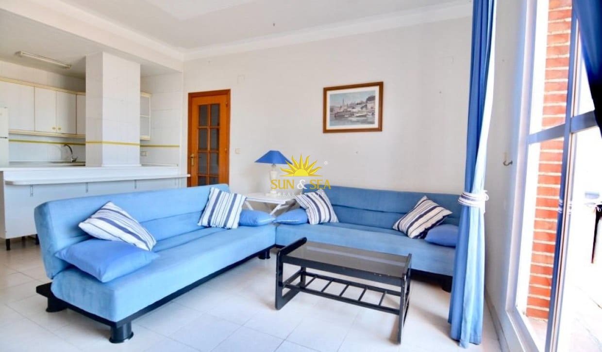 2 sovrum Takvåning till salu i Torrevieja - 190 000 € (Ref: 9985325)