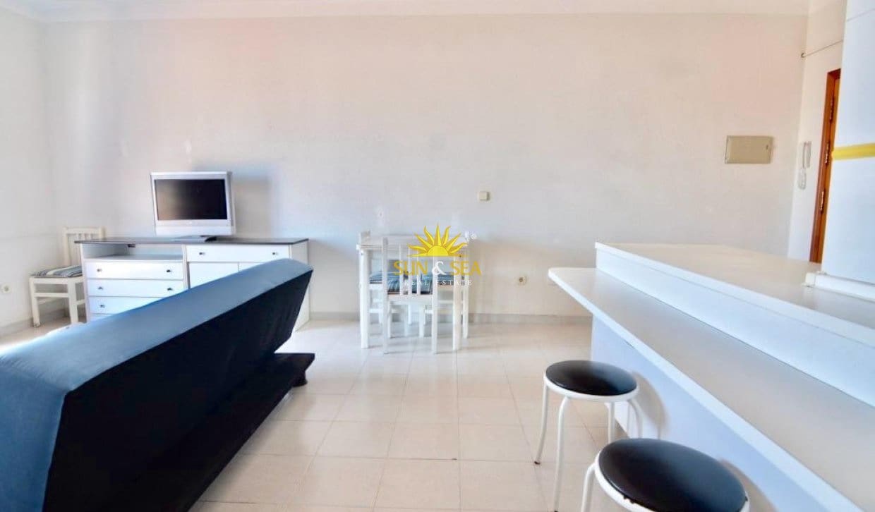 2 sovrum Takvåning till salu i Torrevieja - 190 000 € (Ref: 9985325)