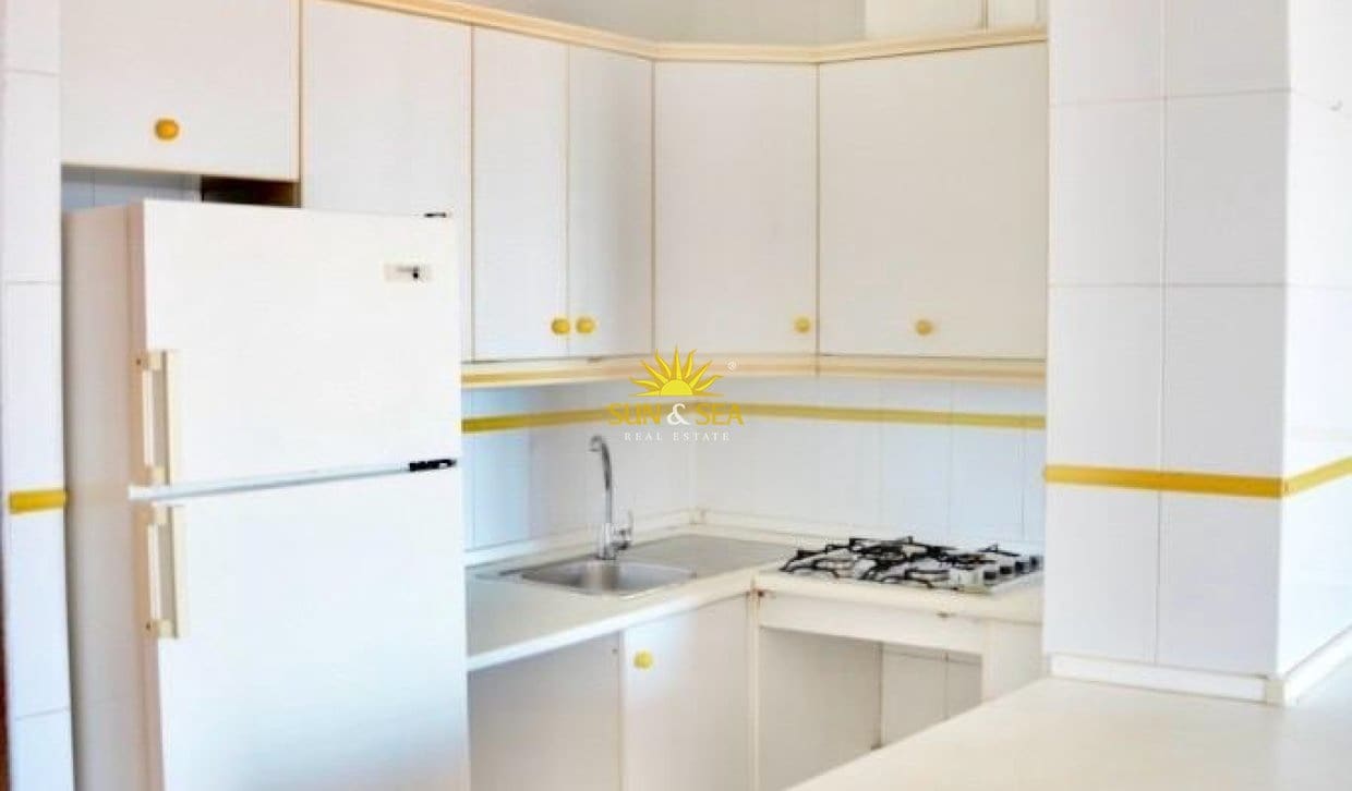 2 sovrum Takvåning till salu i Torrevieja - 190 000 € (Ref: 9985325)