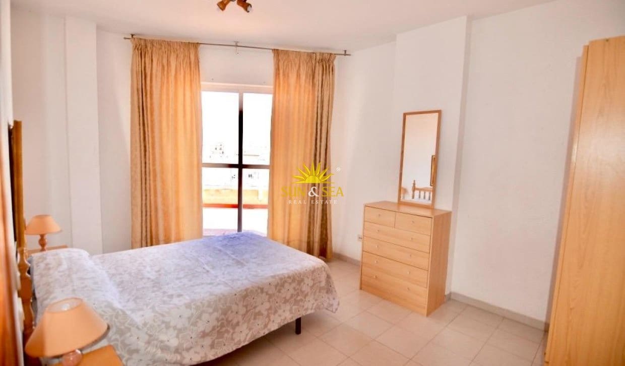 2 sovrum Takvåning till salu i Torrevieja - 190 000 € (Ref: 9985325)