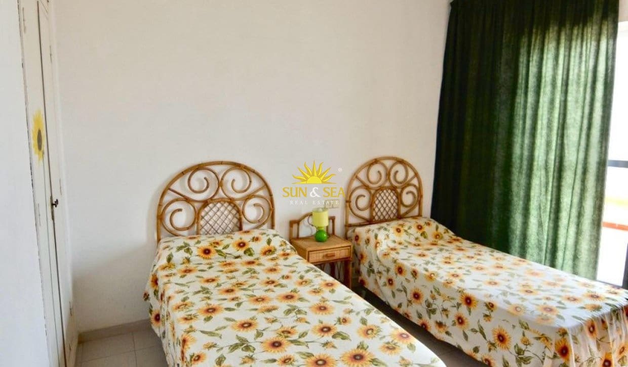 2 sovrum Takvåning till salu i Torrevieja - 190 000 € (Ref: 9985325)