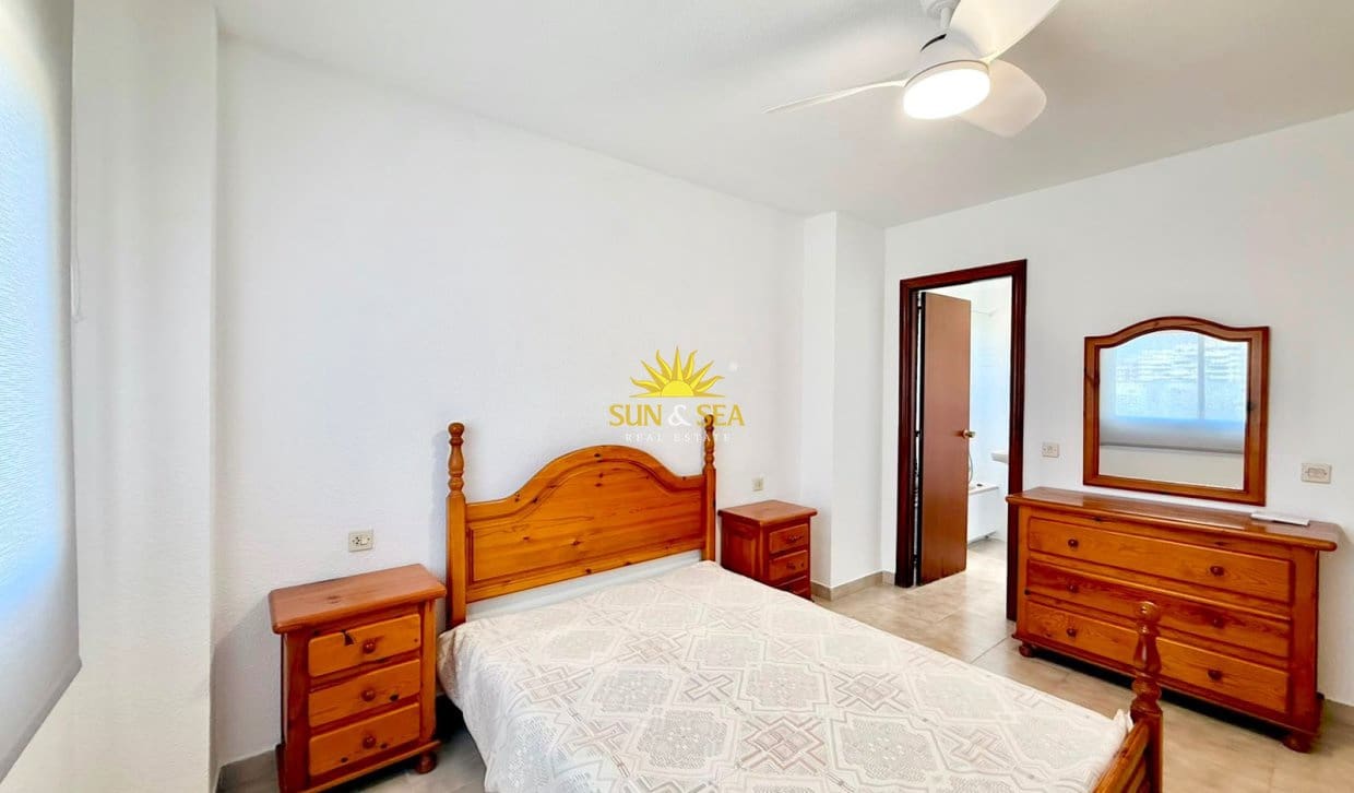 2 camera da letto Appartamento da affittare in Alicante citta con piscina - 1.300 € (Rif: 9985681)