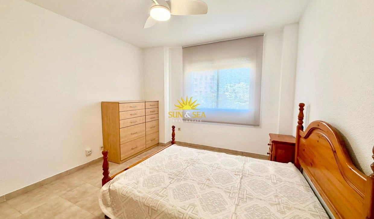 2 camera da letto Appartamento da affittare in Alicante citta con piscina - 1.300 € (Rif: 9985681)