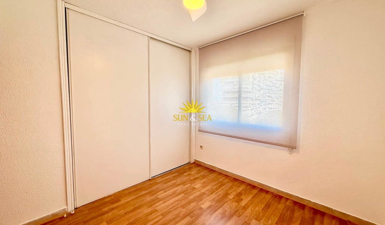 2 camera da letto Appartamento da affittare in Alicante citta con piscina - 1.300 € (Rif: 9985681)