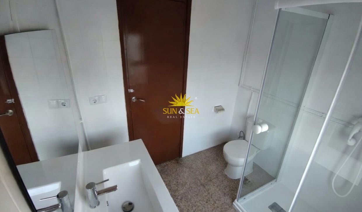 3 soverom Leilighet til leie i Almoradi - € 800 (Ref: 9986137)