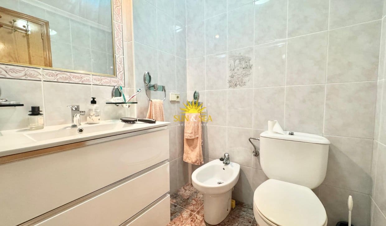   2 soveværelse   ferieLejlighed i El Moncayo   med   swimmingpool   - € 700 (Ref: 9987164)
