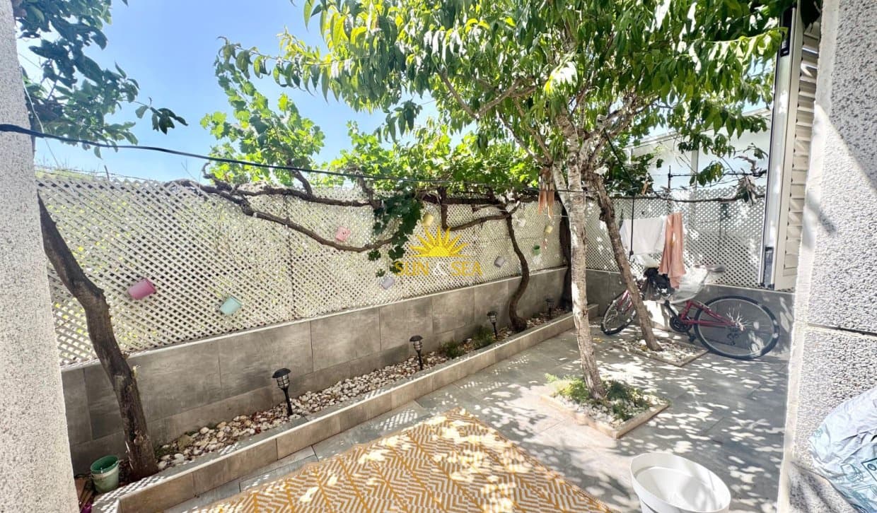   2 soveværelse   ferieLejlighed i El Moncayo   med   swimmingpool   - € 700 (Ref: 9987164)