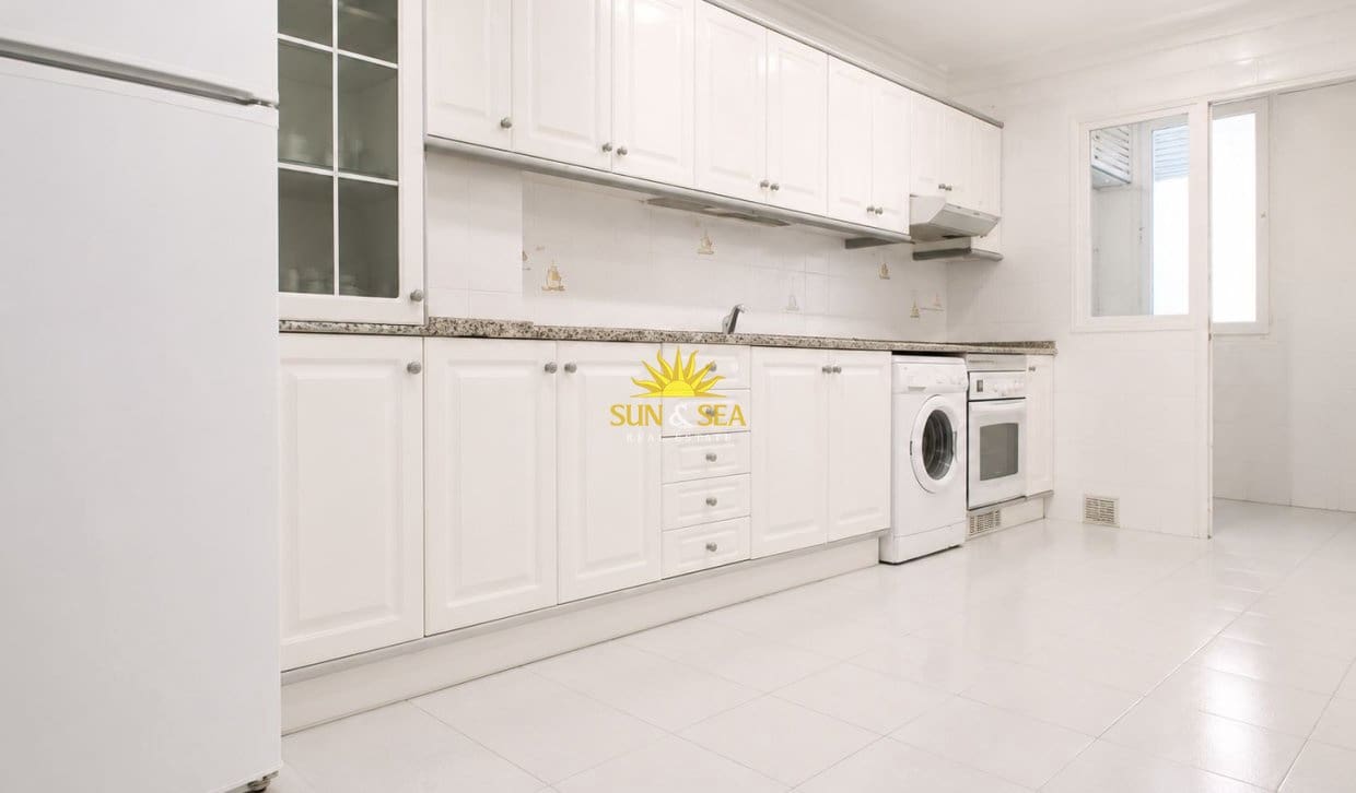 2 camera da letto Appartamento da affitare come casa vacanza in La Manga del Mar Menor con garage - 650 € (Rif: 9987340)