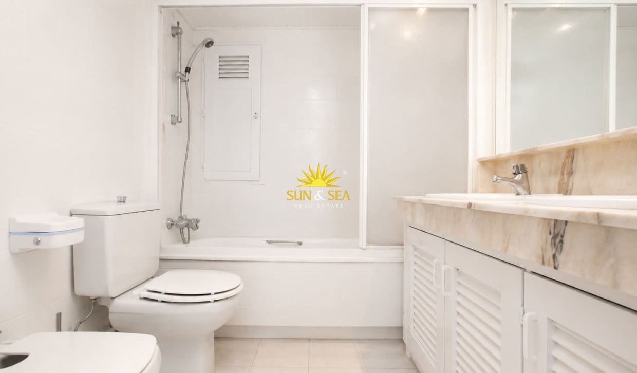 2 camera da letto Appartamento da affitare come casa vacanza in La Manga del Mar Menor con garage - 650 € (Rif: 9987340)
