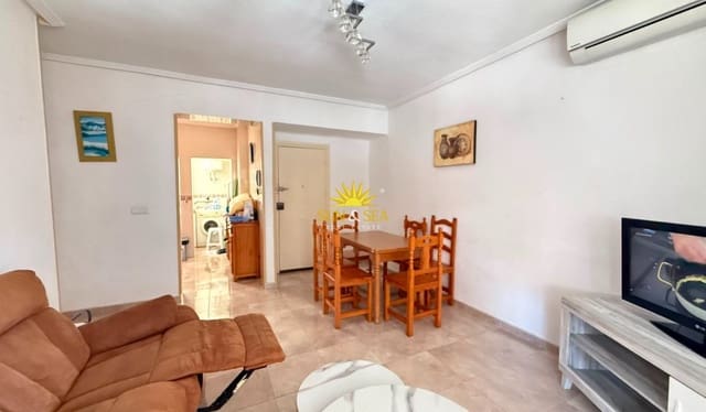 3 soverom Leilighet til leie i Las Piscinas Naturales, Torrevieja - € 900 (Ref: 9991821)