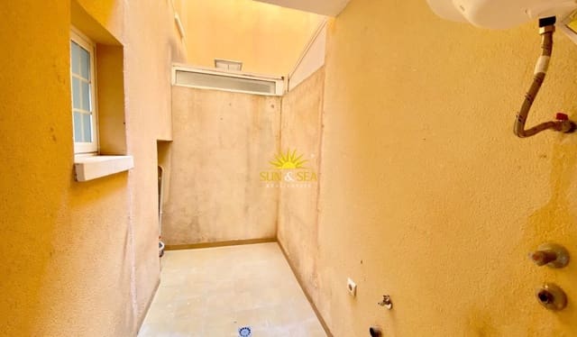 2 soverom Kjedet enebolig til salgs i El Chaparral - La Siesta - La Torreta, Torrevieja med svømmebasseng - € 175 000 (Ref: 9993577)
