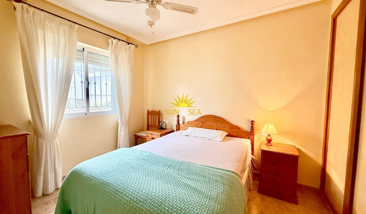 3 bedroom Townhouse for rent in Los Balcones with pool - € 1,200 (Ref: 9995954)