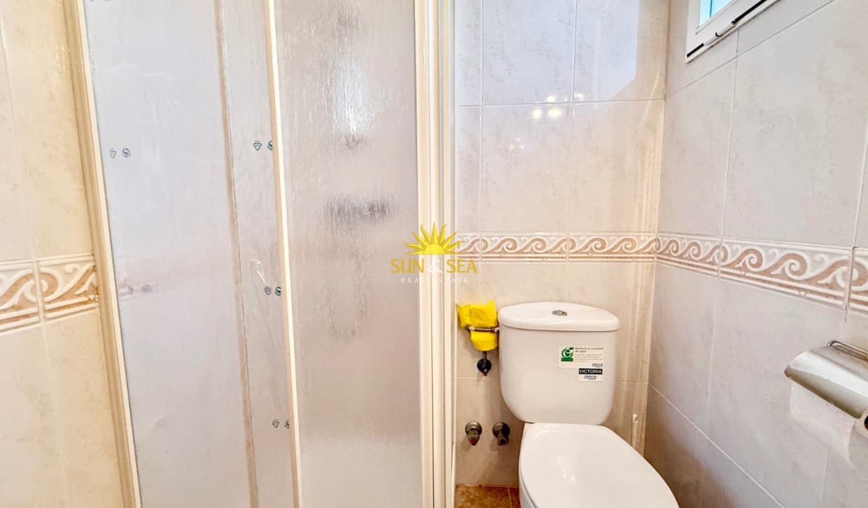 3 bedroom Townhouse for rent in Los Balcones with pool - € 1,200 (Ref: 9995954)