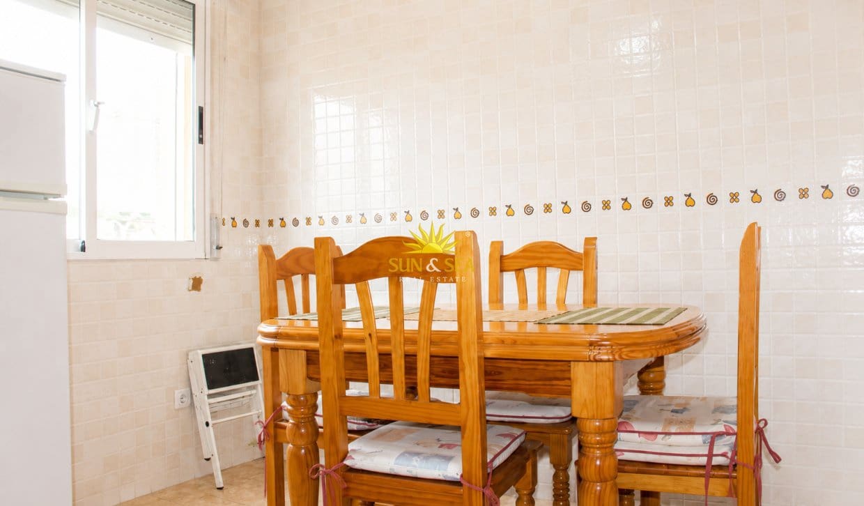 3 bedroom Townhouse for rent in Los Balcones with pool - € 1,200 (Ref: 9995954)