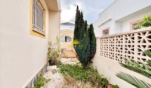 3 soveværelse Byhus til leje i Los Balcones med swimmingpool - € 1.200 (Ref: 9995954)