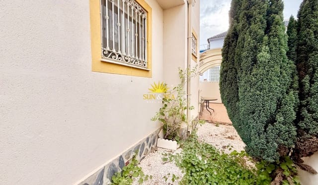 3 soveværelse Byhus til leje i Los Balcones med swimmingpool - € 1.200 (Ref: 9995954)