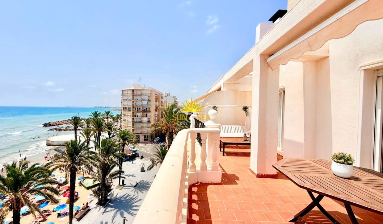 3 soveværelse Lejlighed til leje i Torrevieja - € 1.400 (Ref: 9995956)