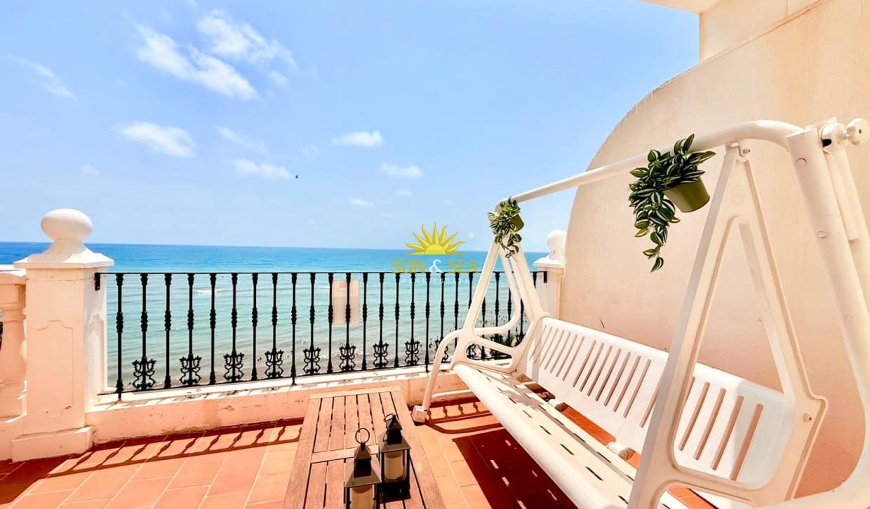 3 soveværelse Lejlighed til leje i Torrevieja - € 1.400 (Ref: 9995956)