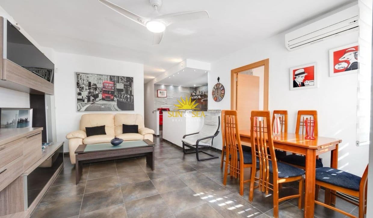 2 camera da letto Appartamento da affittare in Torrevieja - 1.000 € (Rif: 9996303)
