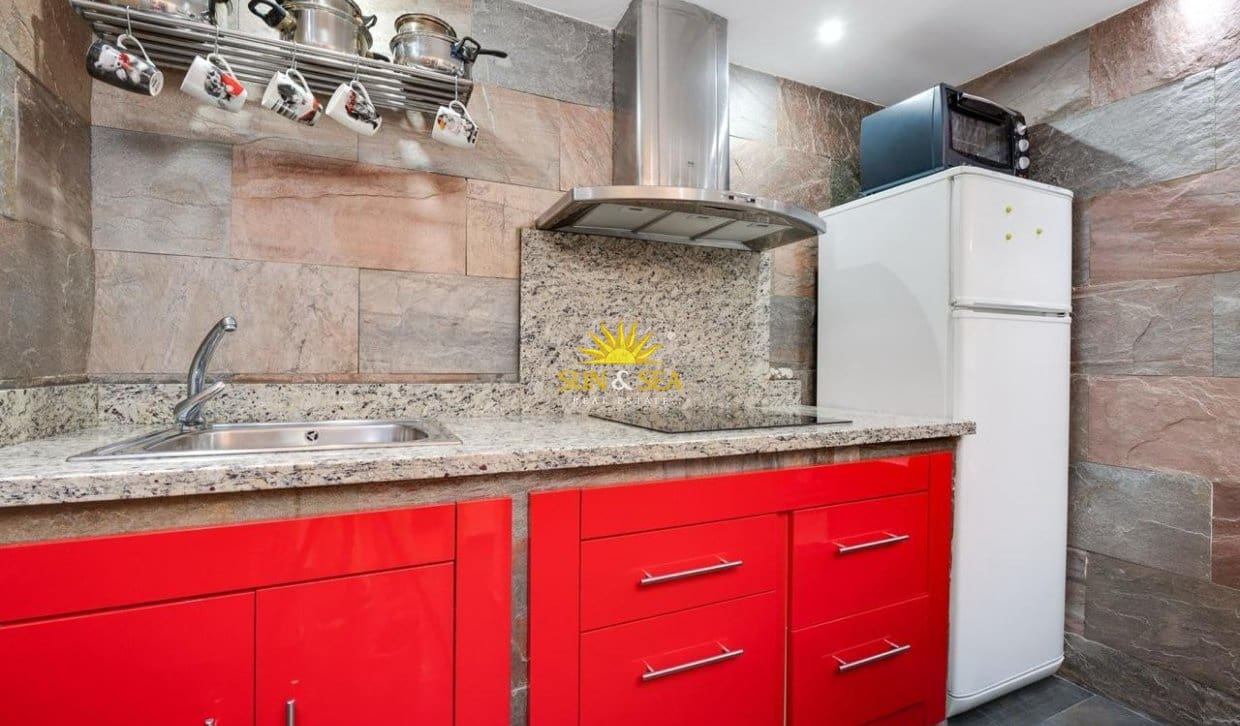 2 camera da letto Appartamento da affittare in Torrevieja - 1.000 € (Rif: 9996303)