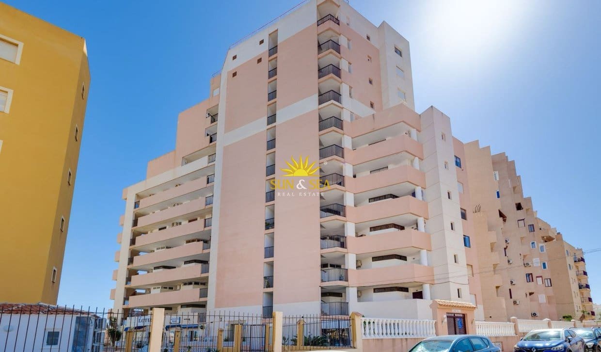 2 camera da letto Appartamento da affittare in Torrevieja - 1.000 € (Rif: 9996303)