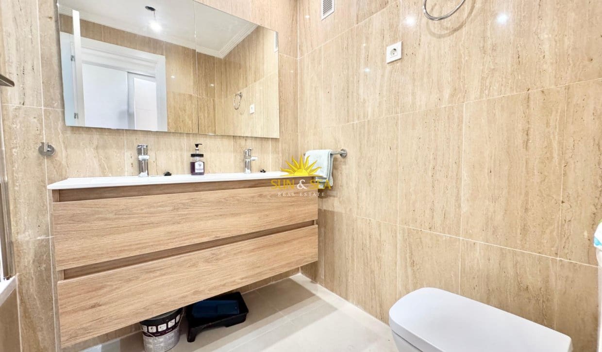 2 sypialnia Apartament do wynajęcia w Los Alcazares z basenem - 900 € (Ref: 9996304)