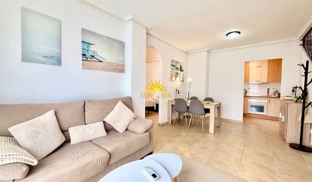2 soveværelse Byhus til leje i Aguas Nuevas, Torrevieja med swimmingpool garage - € 950 (Ref: 9997519)