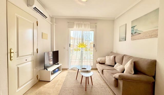 2 soveværelse Byhus til leje i Aguas Nuevas, Torrevieja med swimmingpool garage - € 950 (Ref: 9997519)