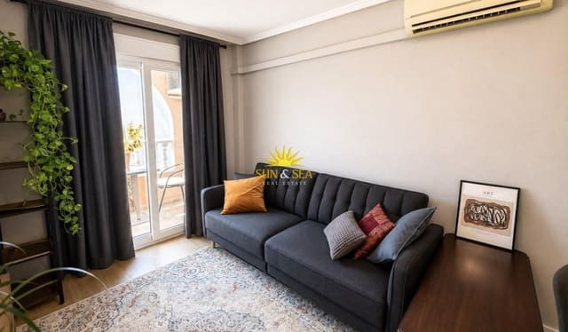 Apartamento de 1 habitación en Antonio Machado, Torrevieja en venta con piscina - 149.000 € (Ref: 9997817)