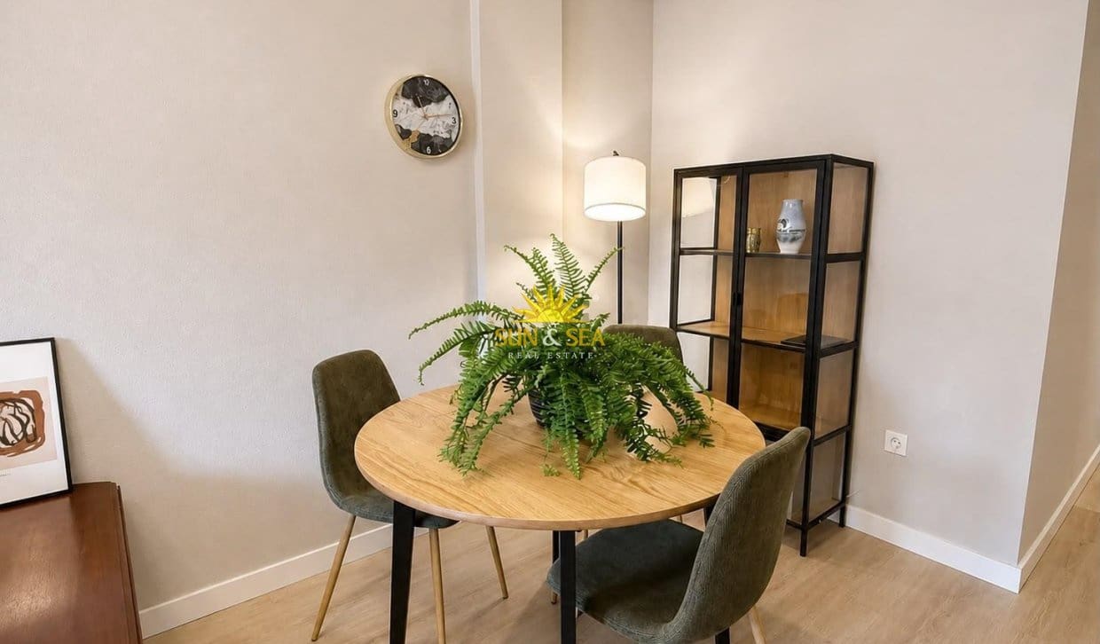 Apartamento de 1 habitación en Torrevieja en venta con piscina - 149.000 € (Ref: 9997817)