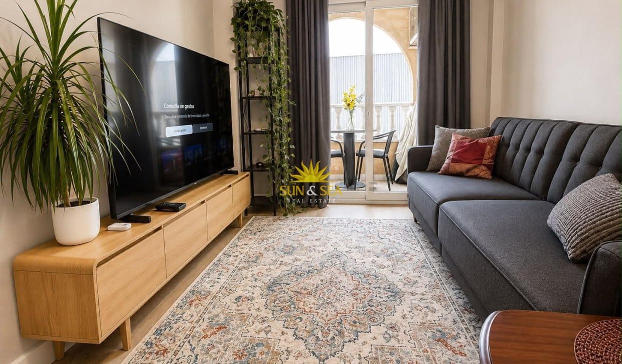 Apartamento de 1 habitación en Torrevieja en venta con piscina - 149.000 € (Ref: 9997817)
