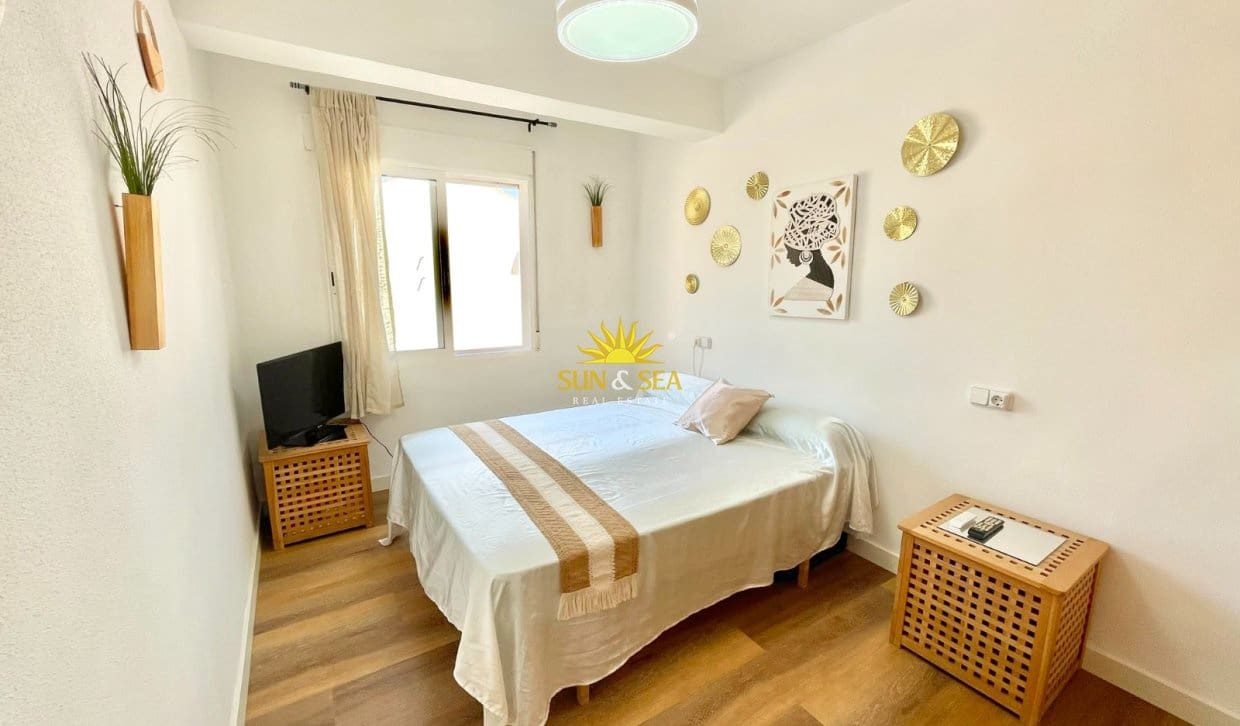 3 sypialnia Apartament do wynajęcia w Torre de la Horadada - 1 300 € (Ref: 9999039)