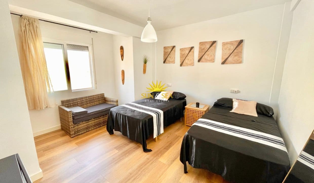 3 sypialnia Apartament do wynajęcia w Torre de la Horadada - 1 300 € (Ref: 9999039)