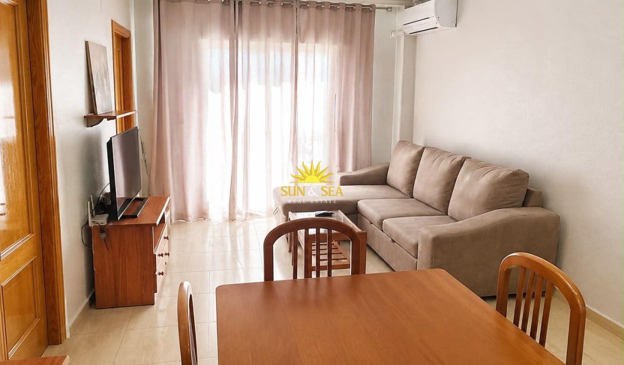 2 makuuhuone Huoneisto myytävänä paikassa Torrevieja mukana uima-altaan - 3 126 000 € (Ref: 9999041)