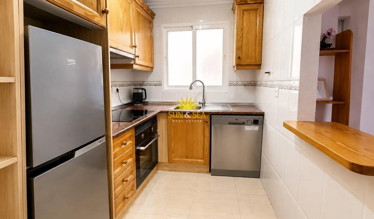 2 makuuhuone Huoneisto myytävänä paikassa Torrevieja mukana uima-altaan - 3 126 000 € (Ref: 9999041)