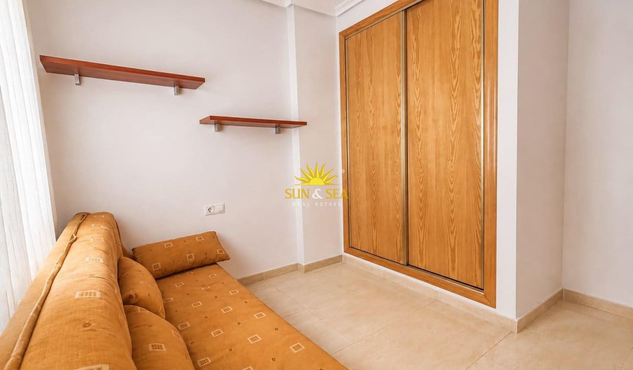 2 makuuhuone Huoneisto myytävänä paikassa Torrevieja mukana uima-altaan - 3 126 000 € (Ref: 9999041)