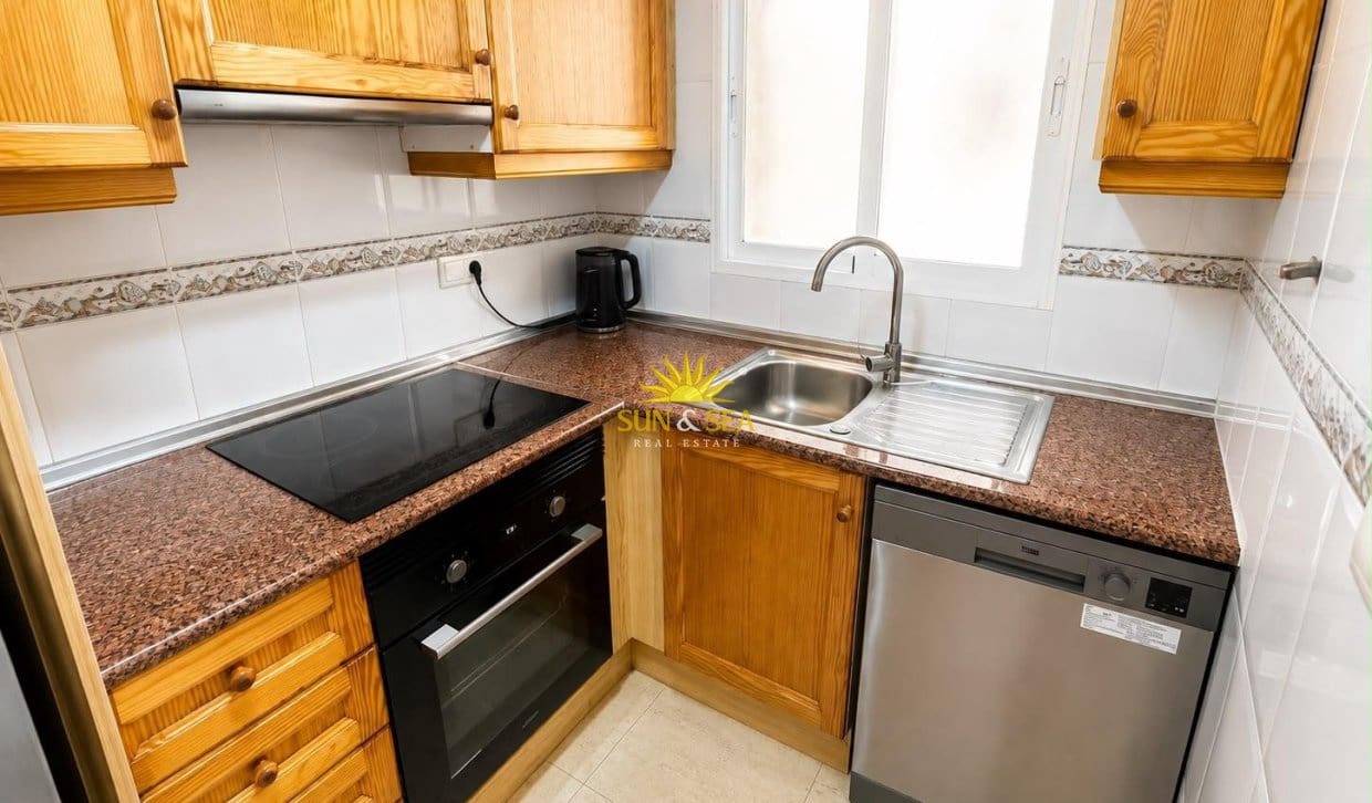 2 makuuhuone Huoneisto myytävänä paikassa Torrevieja mukana uima-altaan - 3 126 000 € (Ref: 9999041)