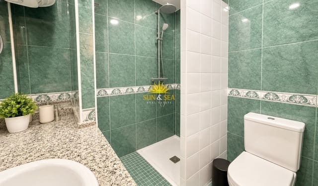1 chambre Studio à vendre à Avenida Habaneras - Curva de Palangre, Torrevieja avec piscine - 95 000 € (Ref: 9999414)